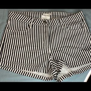 H&M stripped shorts